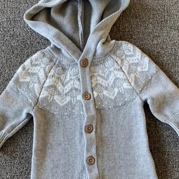 Little Planet by Carter's Hooded Fair Isle Knitted Jumpsuit Size 3-18MO - Picture 3 of 5